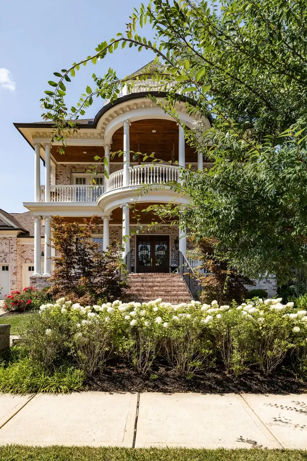 813 Stonewater Blvd, Franklin, TN 37064