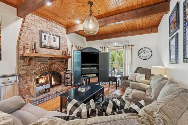 281 Red Williams Rd, Crossville, TN 38571