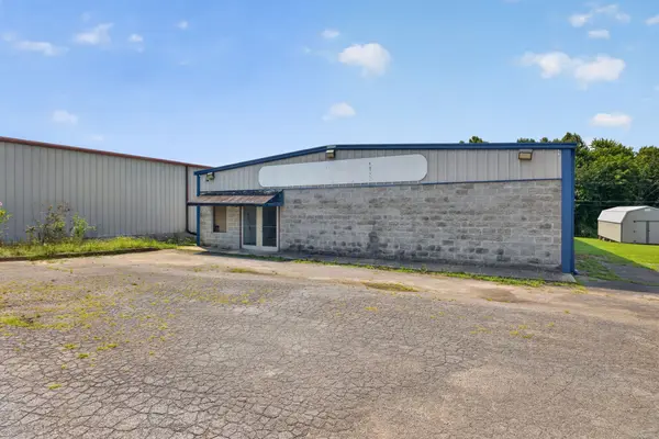 1015 Glenobey Rd, Jamestown, TN 38556