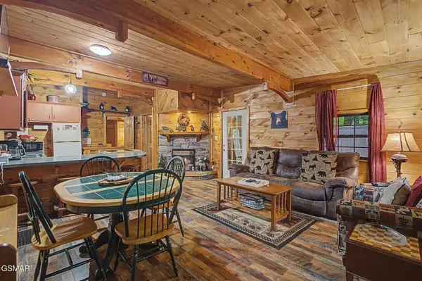 1128 Ridgefield Drive, Sevierville, TN 37876