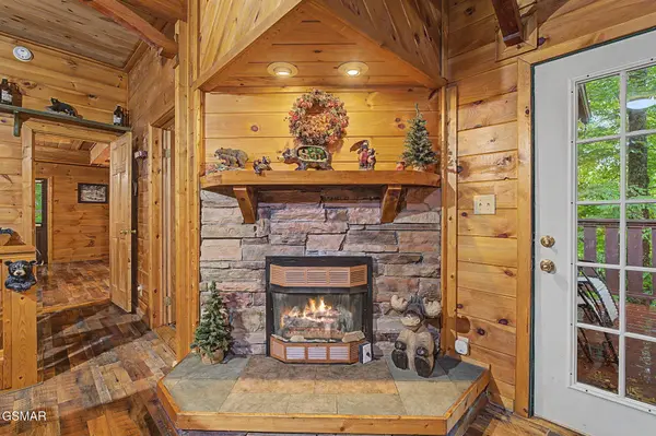 1128 Ridgefield Drive, Sevierville, TN 37876