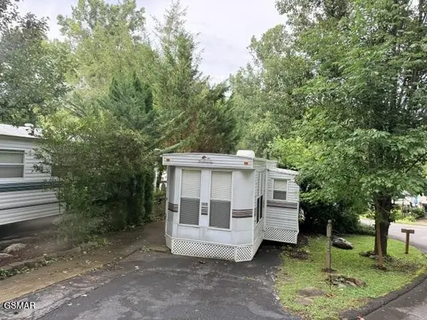 4229 E Parkway, Gatlinburg, TN 37738