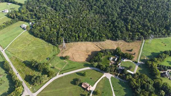6845 Bizzell Howell Ln, College Grove, TN 37046