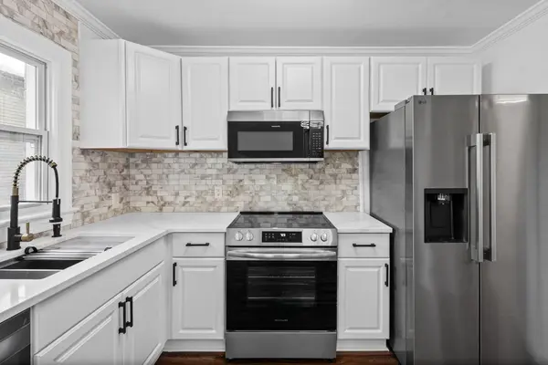 815 Cumberland Dr, Clarksville, TN 37040