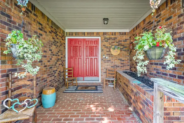 311 Tremont Dr, Hopkinsville, KY 42240