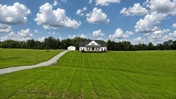 127 Bosham Rd, Westmoreland, TN 37186