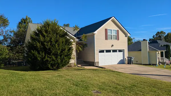 1121 Gunpoint Dr, Clarksville, TN 37042