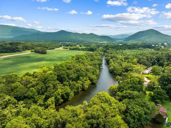 151 River Bend Drive, Ocoee, TN 37361