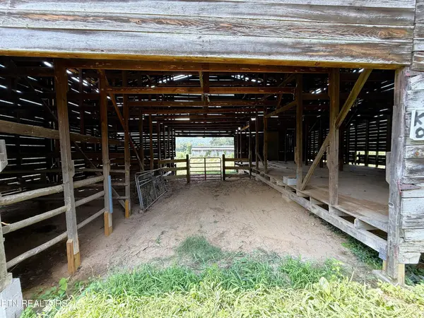 253 S Highway 107, Del Rio, TN 37727