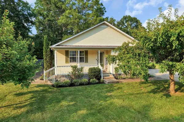 226 W Doak Rd, Manchester, TN 37355