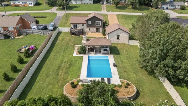 304 Narrows Rd, Shelbyville, TN 37160