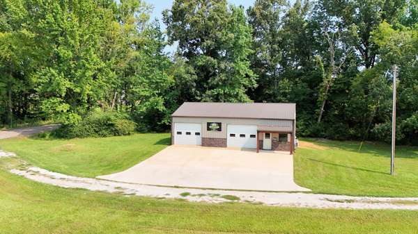 300 Grant St, Middleton, TN 38052