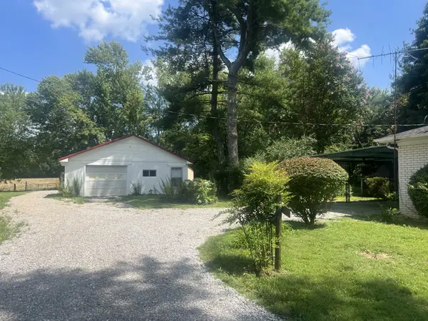 575 Jackson Rd, Portland, TN 37148