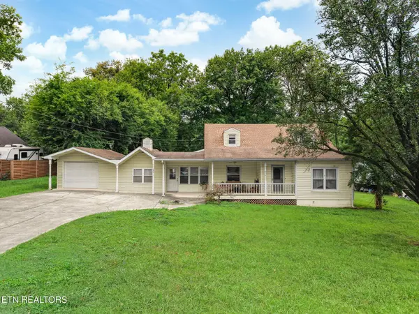 679 N Wright Rd, Alcoa, TN 37701