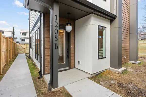 1205B 14th Ave #S, Nashville, TN 37212