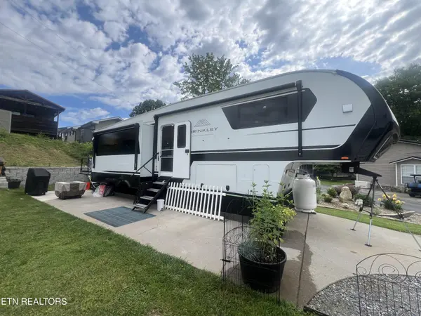 159 Flamingo Circle, Townsend, TN 37882