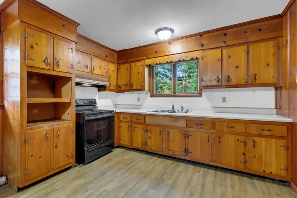 946 Greenwood Ave, Clarksville, TN 37040