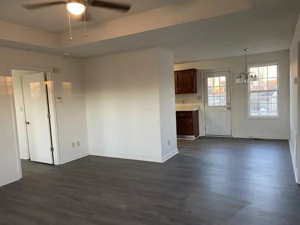 1835 Cottingham Ct, Clarksville, TN 37042