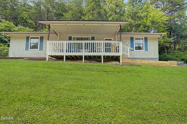 524 Pine Mountain Road, Pigeon Forge, TN 37863