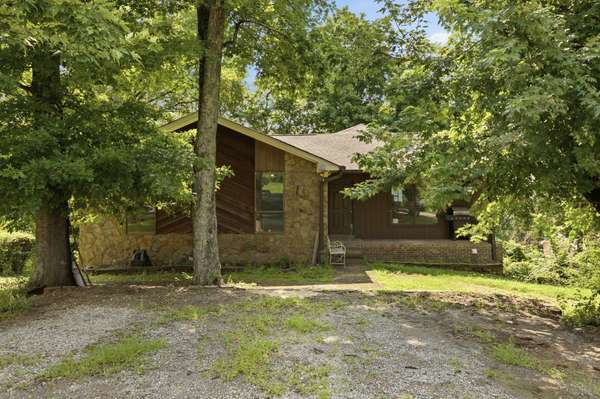 213 Cedarview Dr,  Antioch,  TN 37013