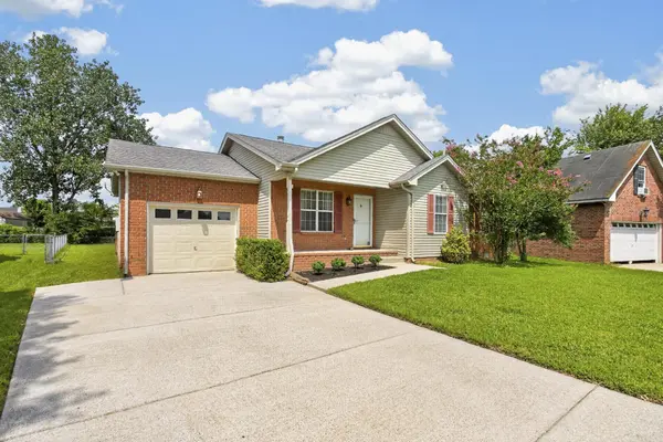 2213 Riverway Dr, Old Hickory, TN 37138