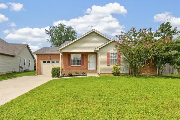 2213 Riverway Dr, Old Hickory, TN 37138