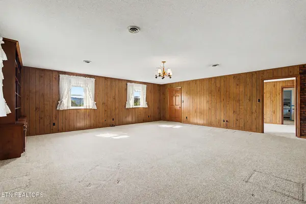 10890 Warrensburg Rd, Midway, TN 37809