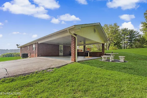 10890 Warrensburg Rd, Midway, TN 37809