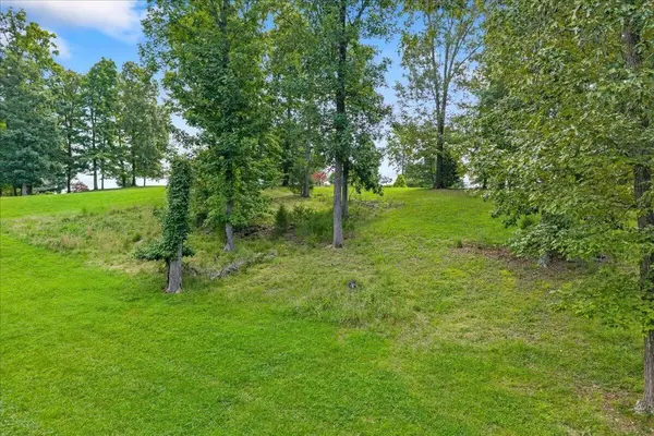 421 Waterfront Way, Spring City, TN 37381