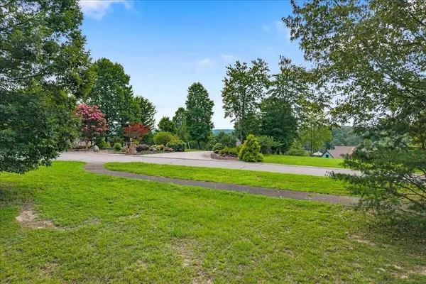 421 Waterfront Way, Spring City, TN 37381