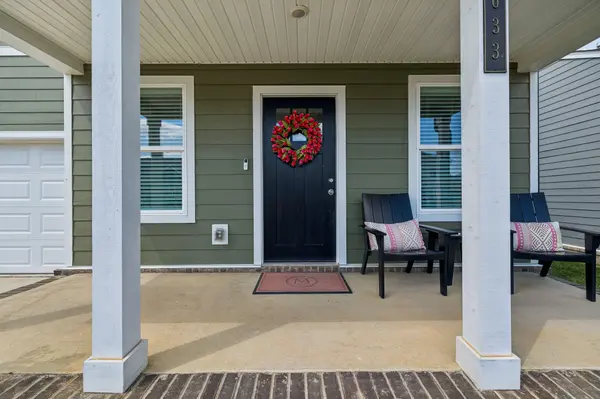 633 Cedar Brook Dr, White House, TN 37188