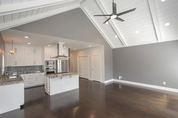 1723 4th Ave #N, Nashville, TN 37208
