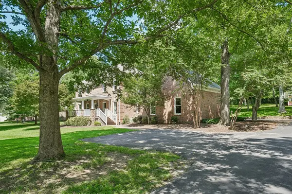 1125 Bradley Dr, Franklin, TN 37069