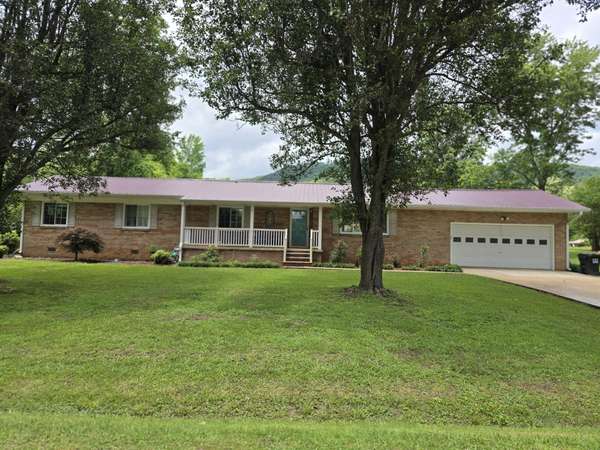 191 First Avenue, Dunlap, TN 37327