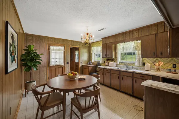 521 E Sunset Drive, Athens, TN 37303