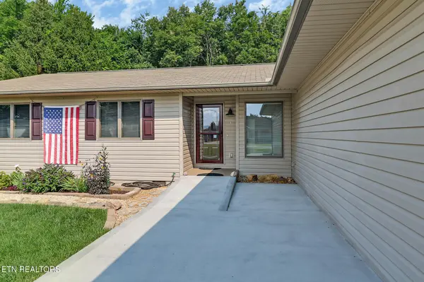 310 Southgate Drive, Crossville, TN 38555