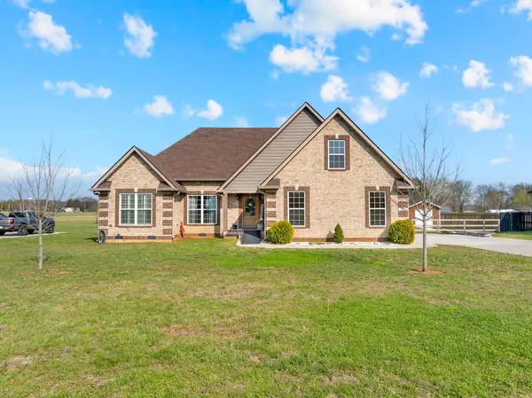 2058 Halls Mill Rd, Unionville, TN 37180