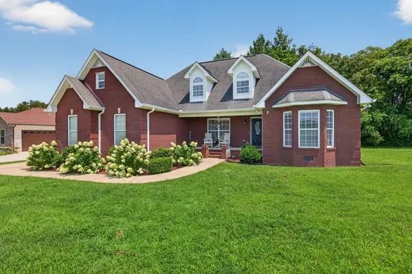 1005 Heathwood West Dr, Cookeville, TN 38506