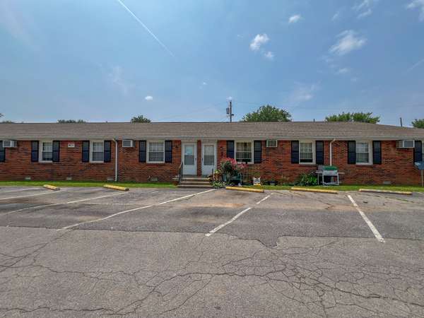 705 Power St #D, Clarksville, TN 37042