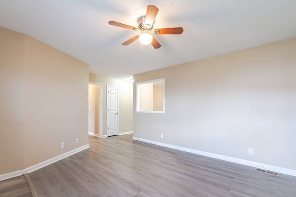 511 Potomac Dr, Oak Grove, KY 42262