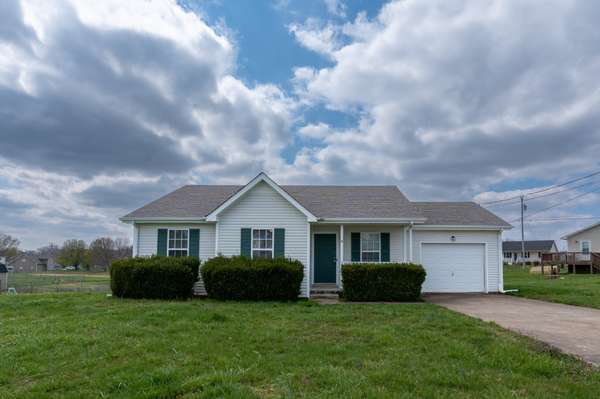 511 Potomac Dr, Oak Grove, KY 42262