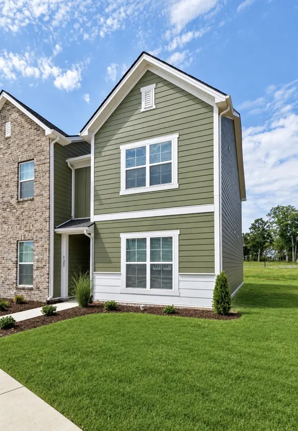 121 Floyd Jct, Lebanon, TN 37087