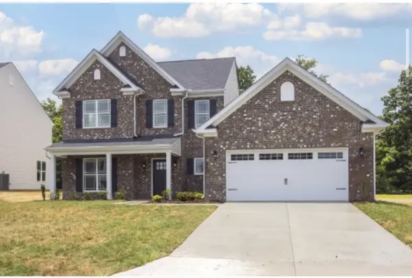 5021 Salient Dr, Spring Hill, TN 37174