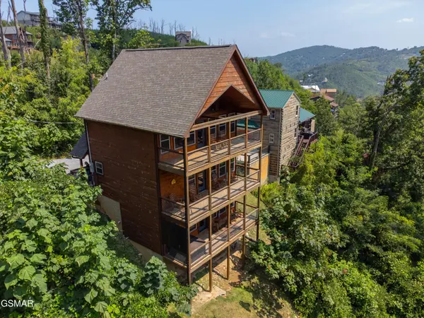 519 Edgewood Drive, Gatlinburg, TN 37738
