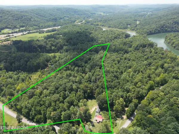 207 Blackburn Lane, Lenoir City, TN 37771