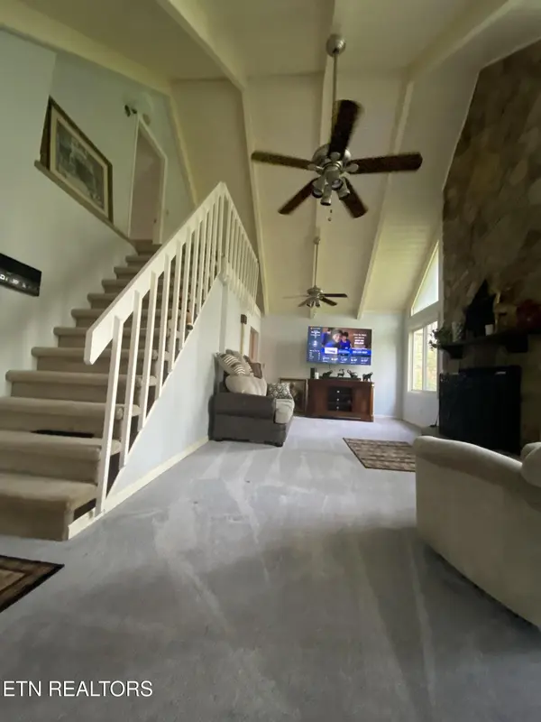 386 New Midway Rd, Kingston, TN 37763