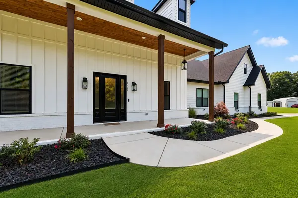 102 Silver Dollar St, Lascassas, TN 37085