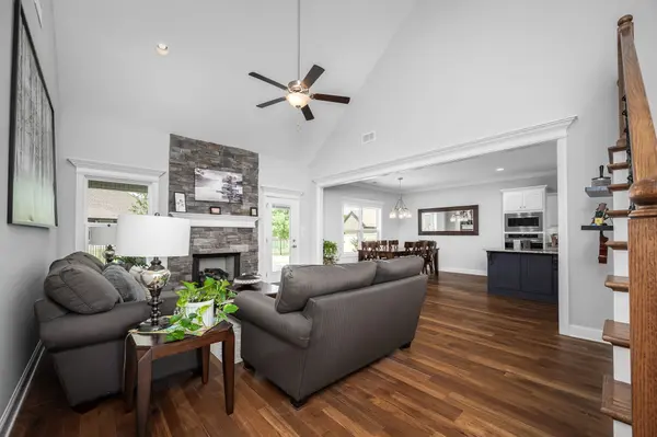 1707 Day Flower Dr, Murfreesboro, TN 37130