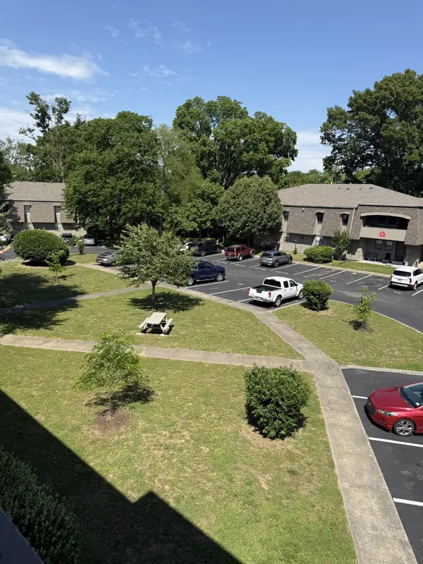 2929 Selena Dr #D65, Nashville, TN 37211