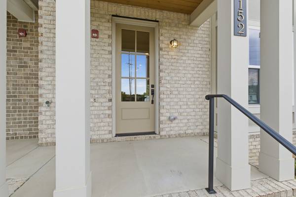 152 Nearwater Place, Hendersonville, TN 37075